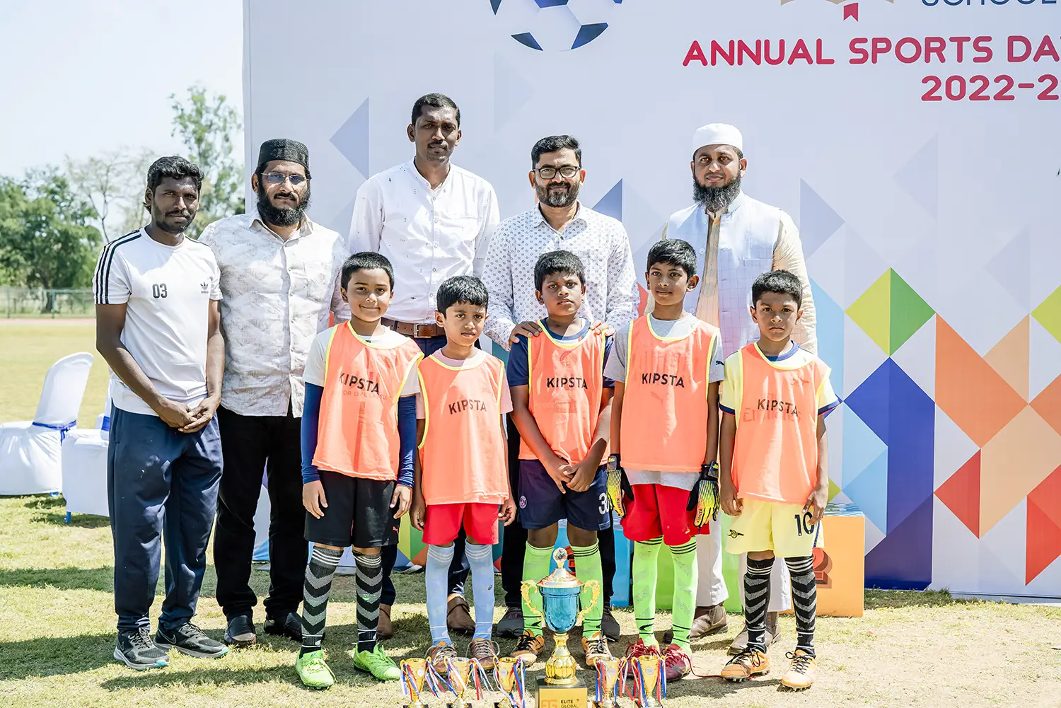 Extra Curricular - Photo 22